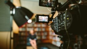 SEO対策を「動画」で勉強することのメリット・デメリットについて